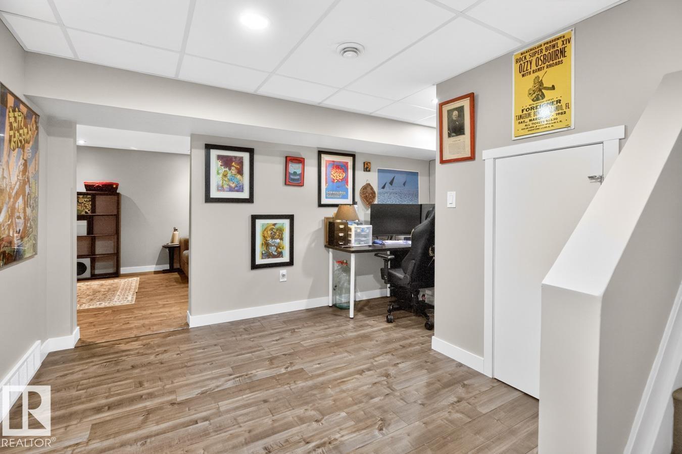 13319 118 ST NW - 22