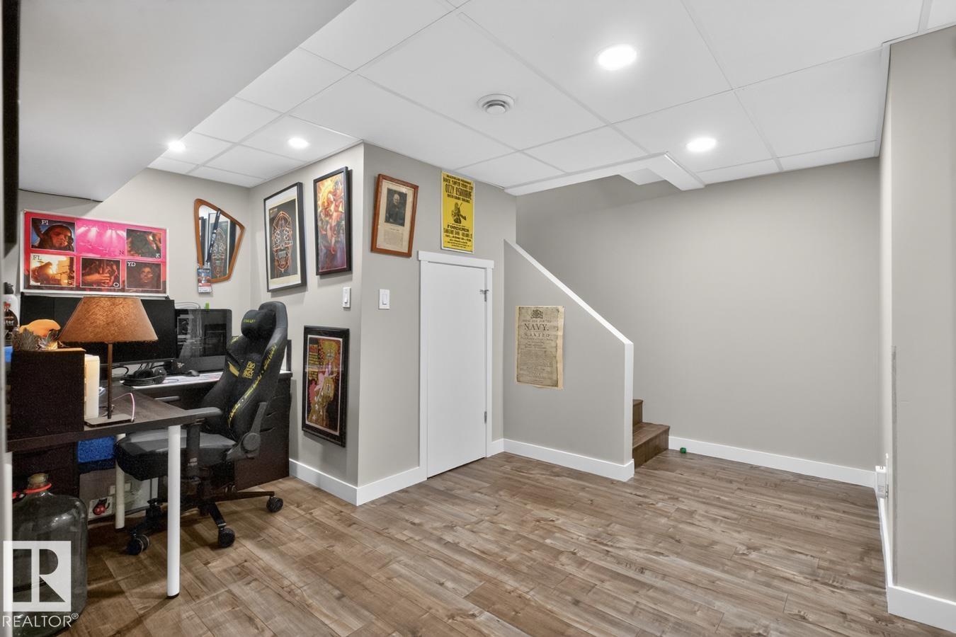 13319 118 ST NW - 23