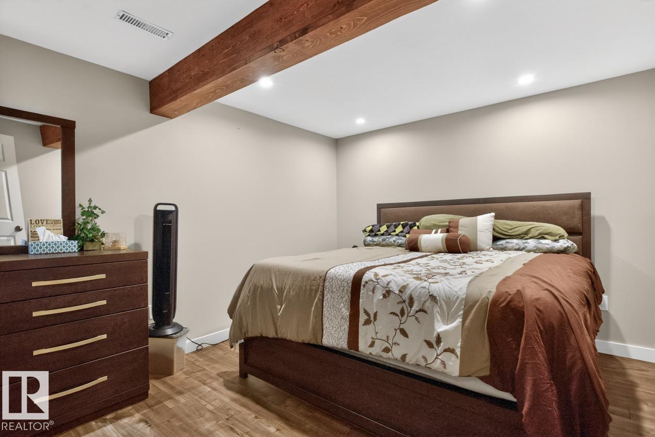 13319 118 ST NW - 28