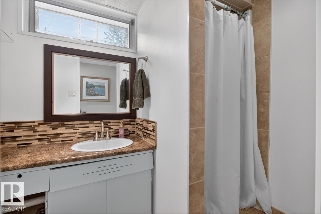 13319 118 ST NW - 31