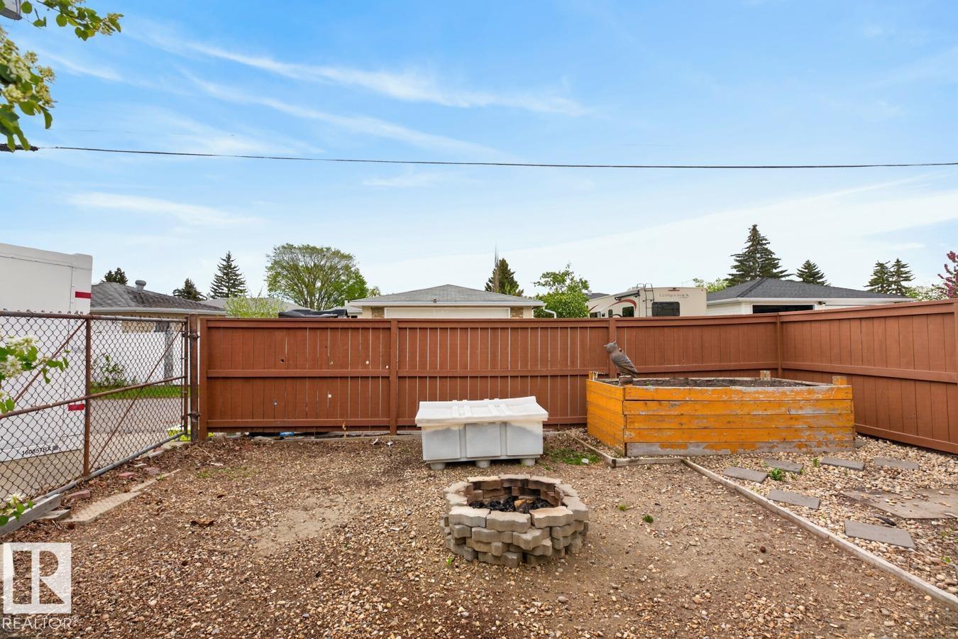 13319 118 ST NW - 38