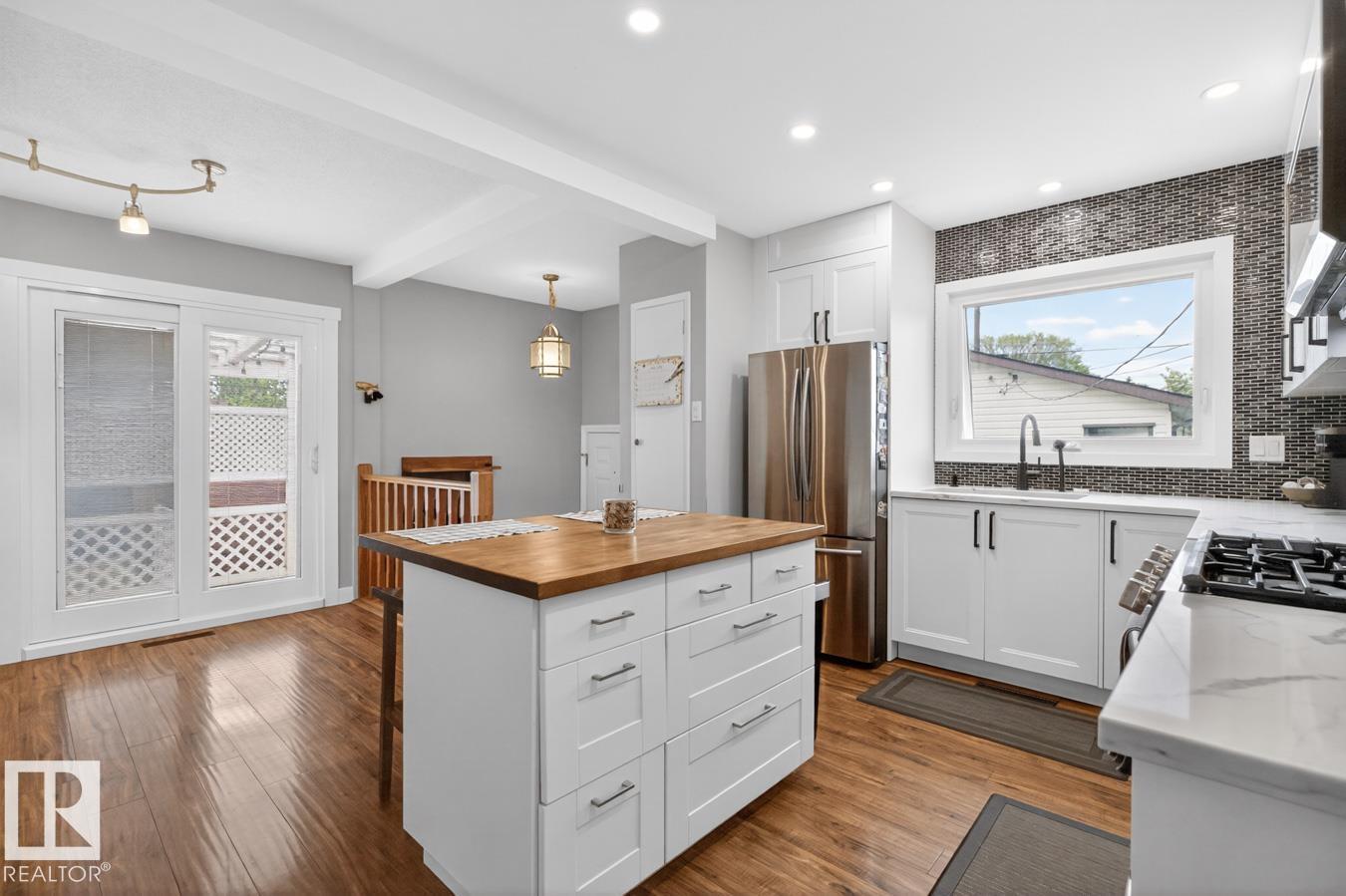 13319 118 ST NW - 9