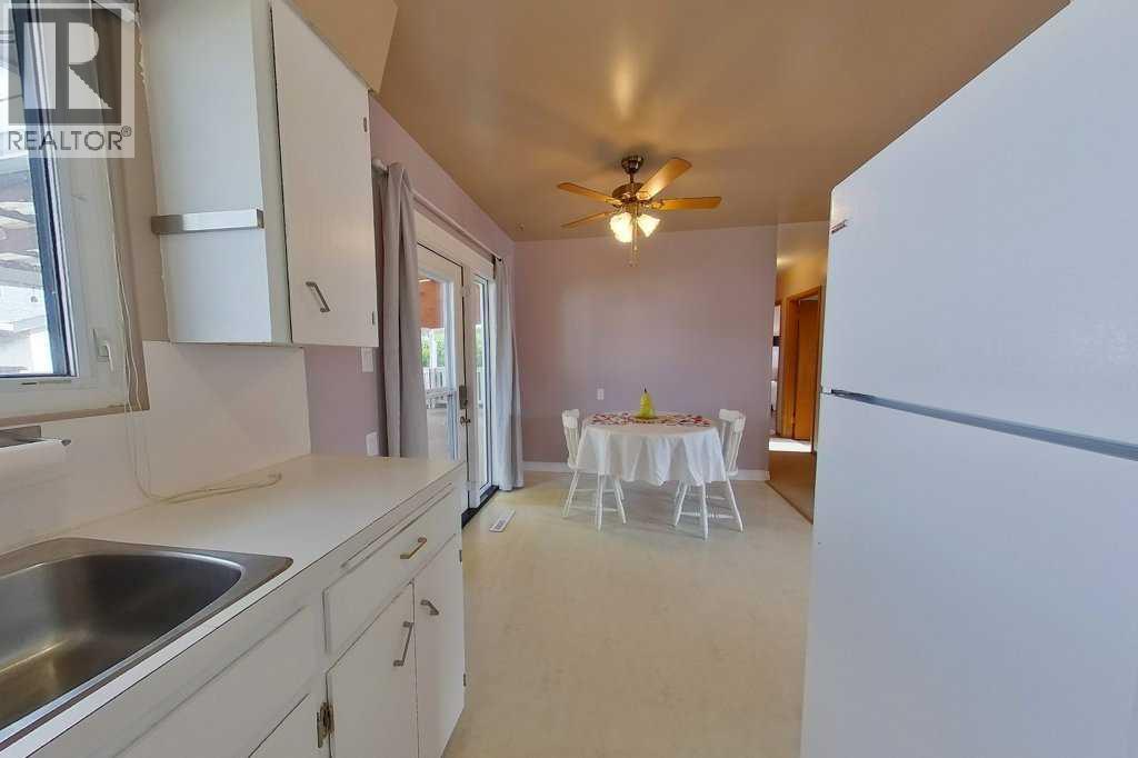2169 20 Avenue SE — photo 9