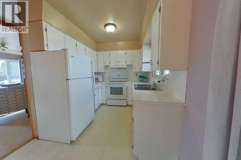2169 20 Avenue SE — photo 8