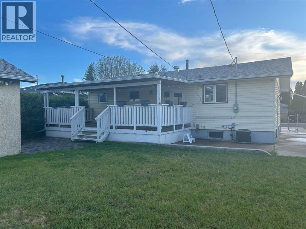 2169 20 Avenue SE — photo 23