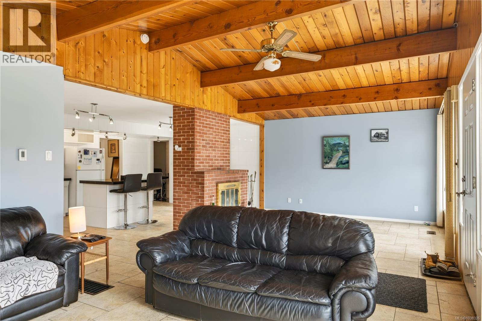 880 Oakley St - 55