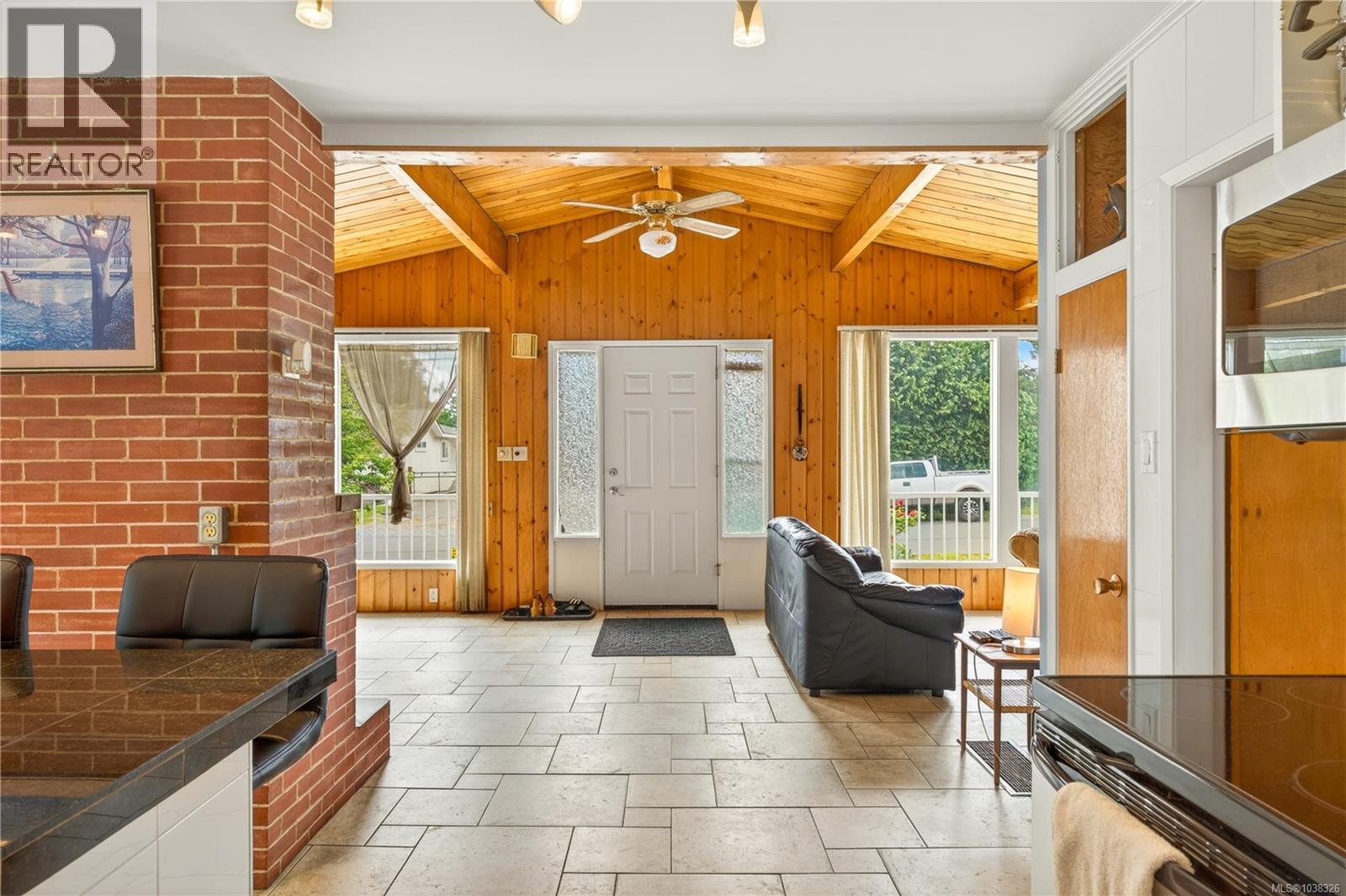 880 Oakley St - 59
