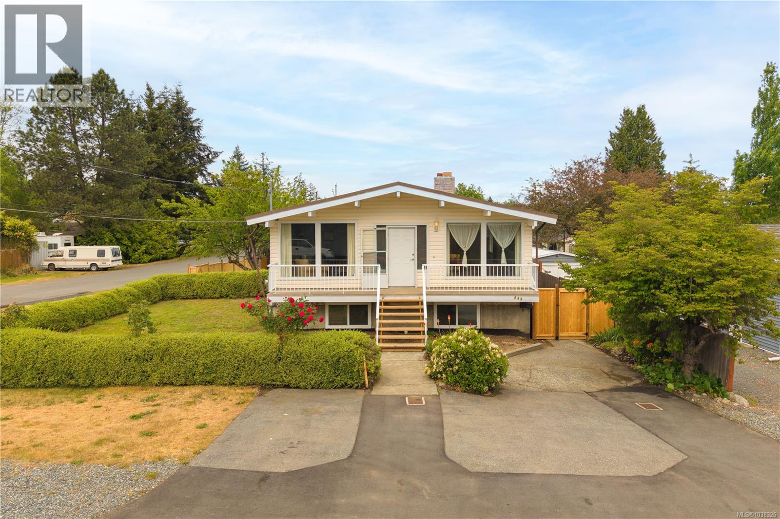880 Oakley St - 46