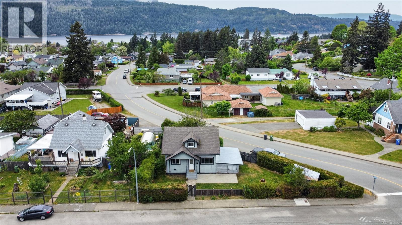 2798 10th Ave - 36