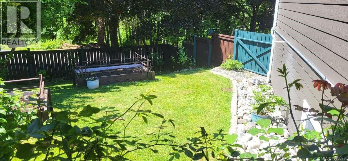 2296 Cameron Dr - 14