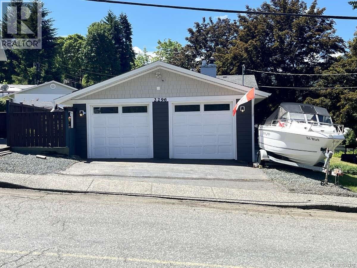 2296 Cameron Dr - 8