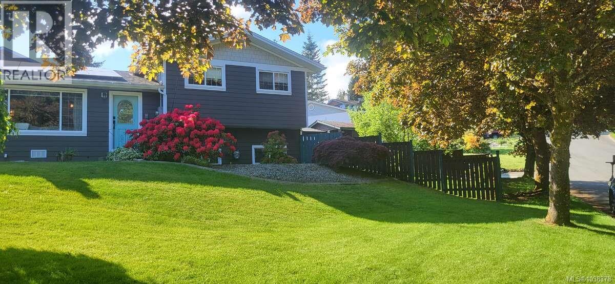 2296 Cameron Dr - Image 2