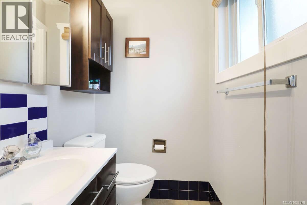 2296 Cameron Dr - 52