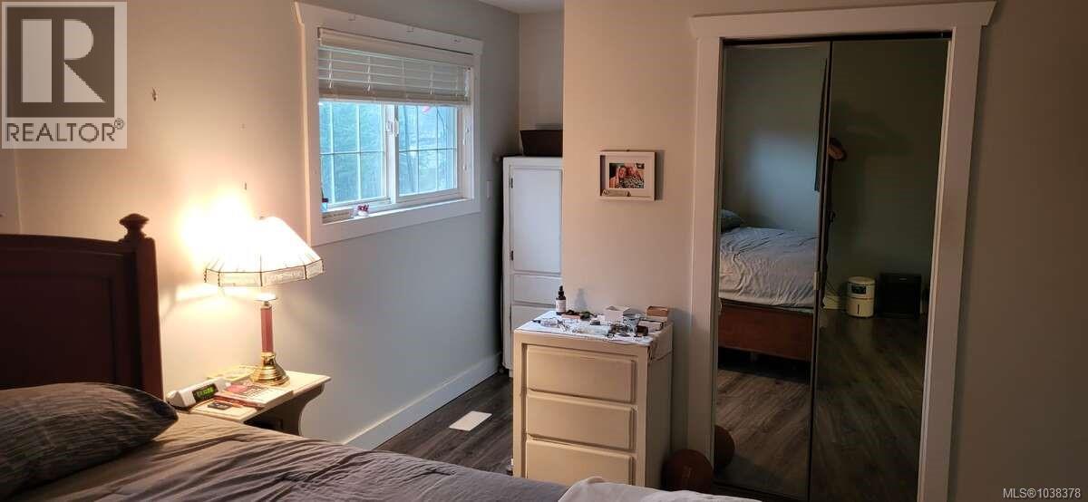 2296 Cameron Dr - 41