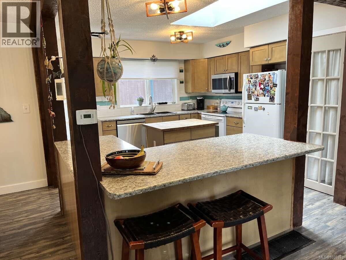 2296 Cameron Dr - 37