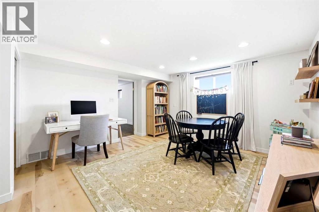 306064 36 Street E - 26