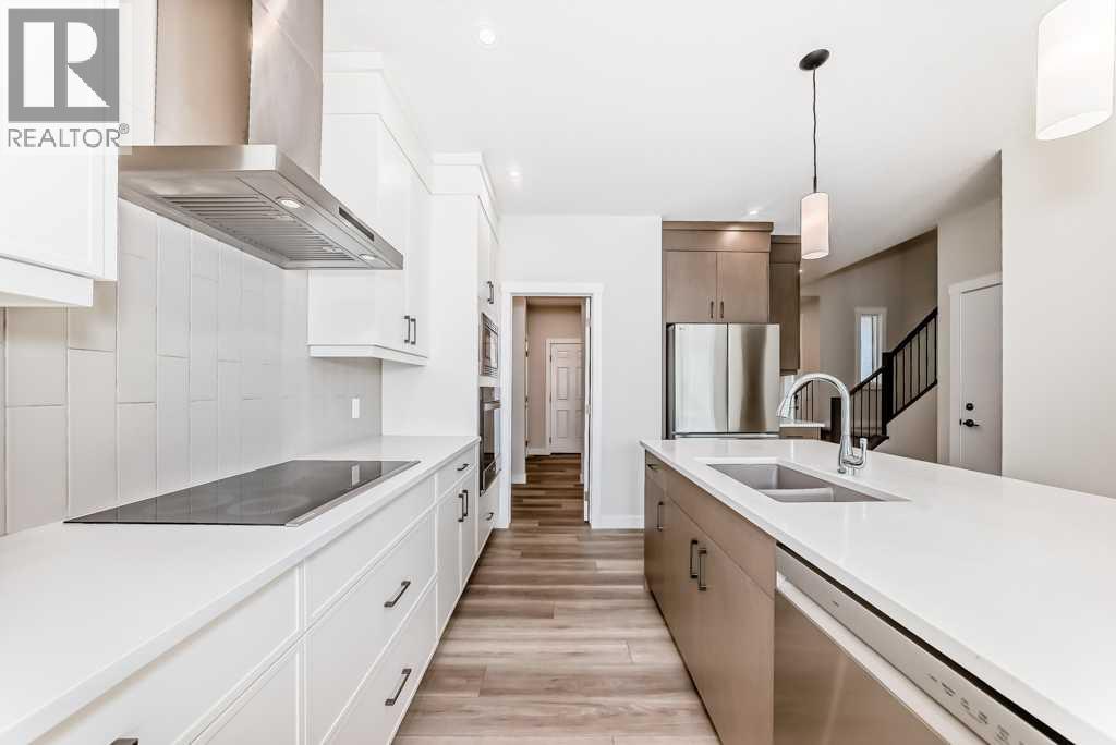55 Silver Spruce Grove SW - 12