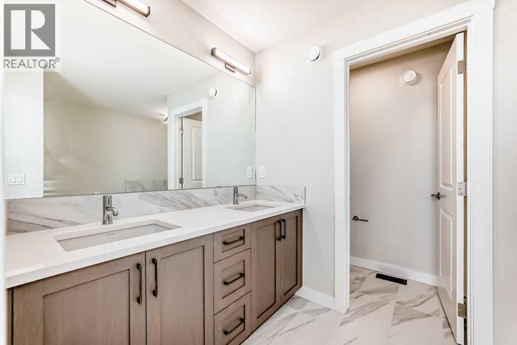 55 Silver Spruce Grove SW - 25