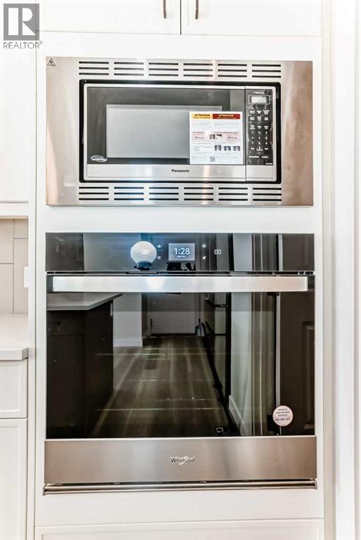 55 Silver Spruce Grove SW - 9