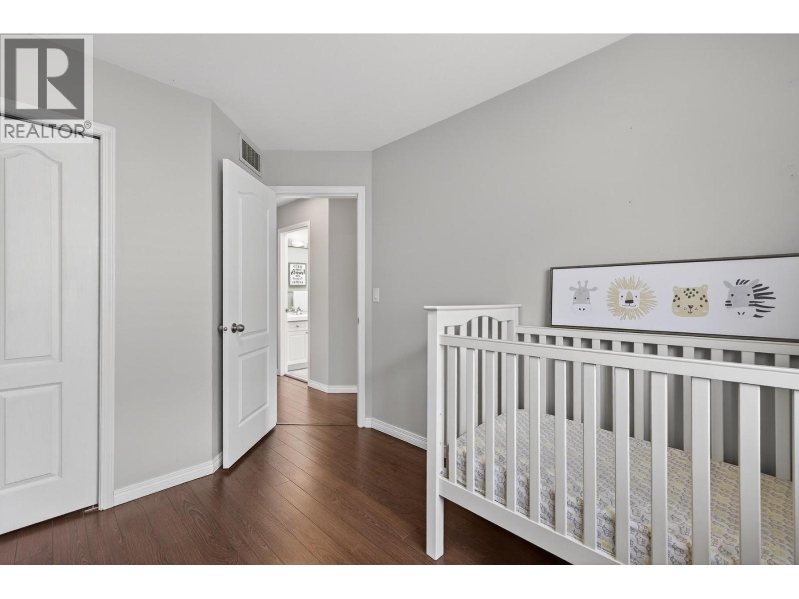 1632 Feedham Avenue - 26