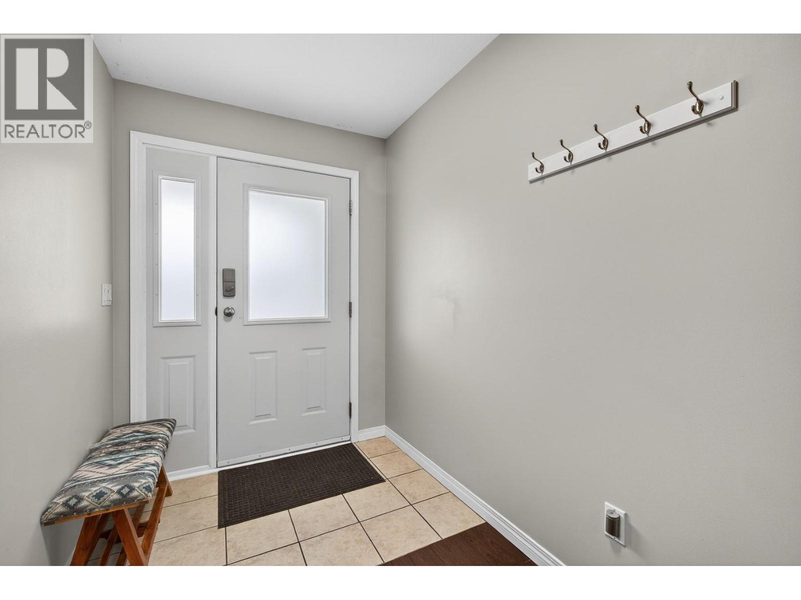 1632 Feedham Avenue, Kelowna