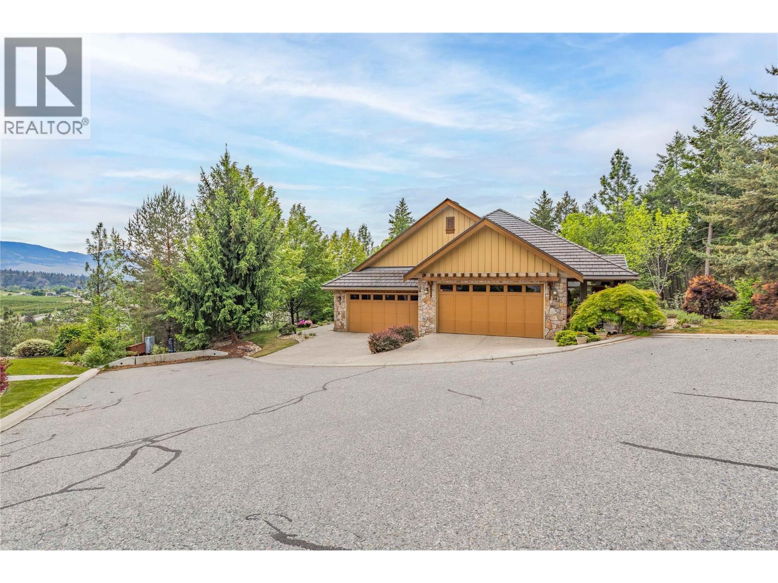 #13 669 Long Ridge Drive - 2