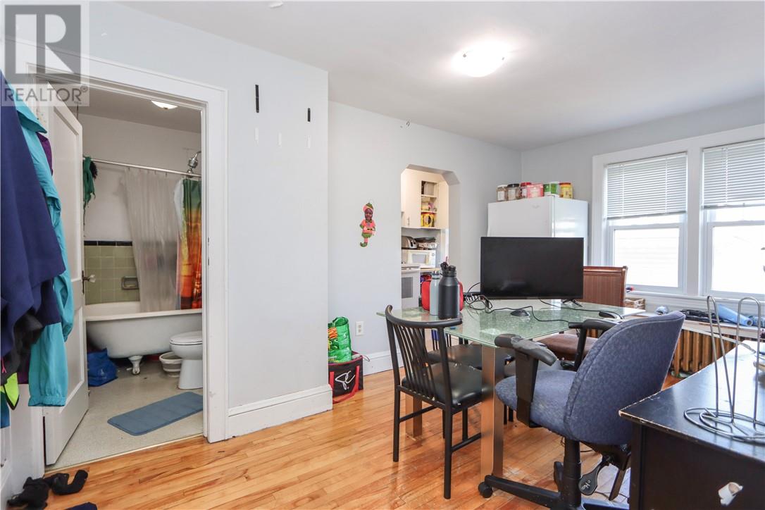 257 Oak Street - 30