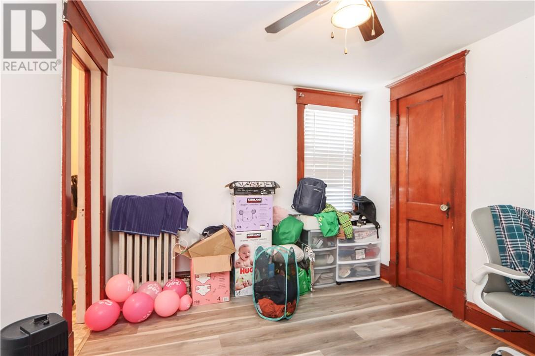 257 Oak Street - 28