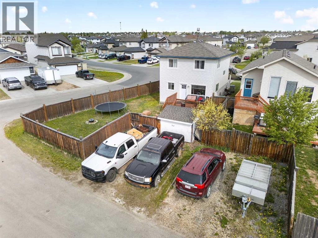 8513 102A Avenue - 27