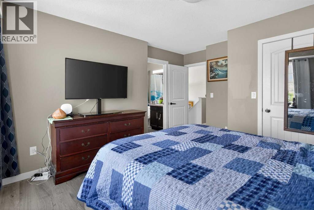 8513 102A Avenue - 24