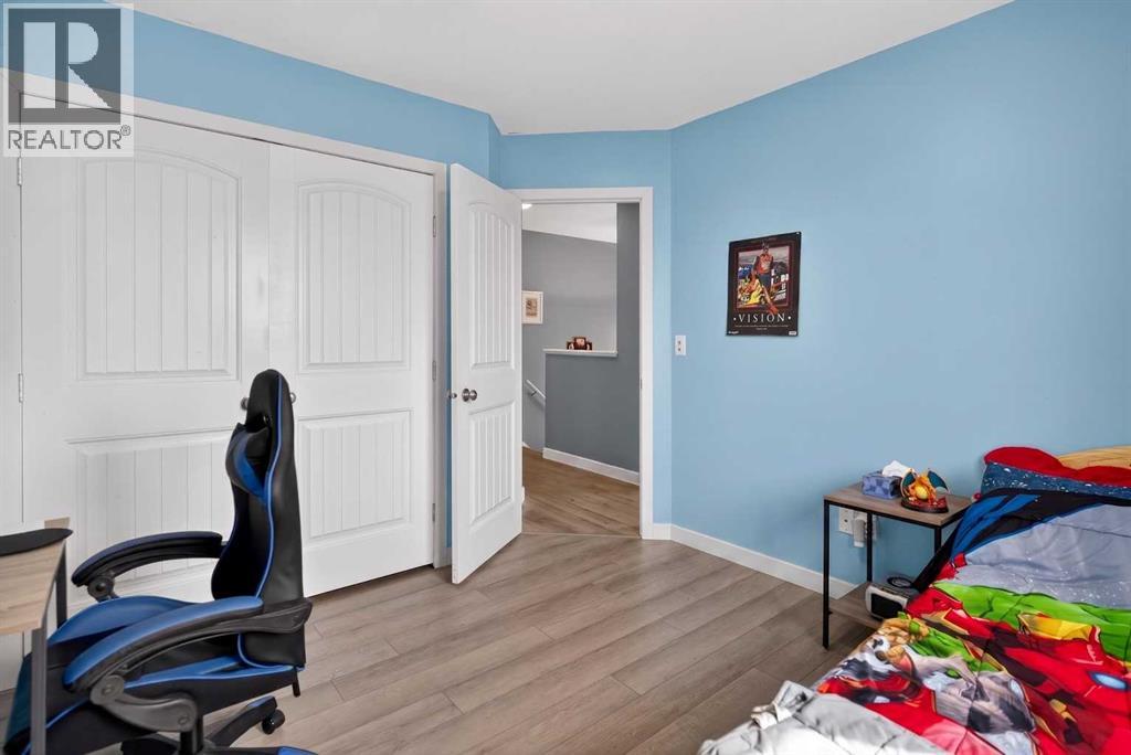 8513 102A Avenue - 21