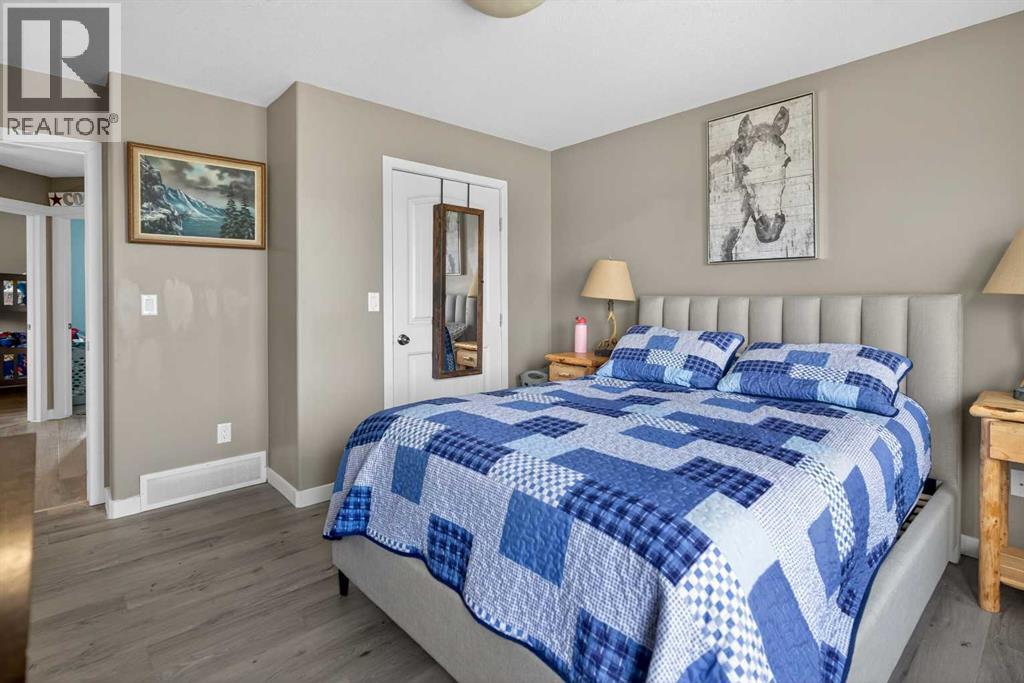 8513 102A Avenue - 23
