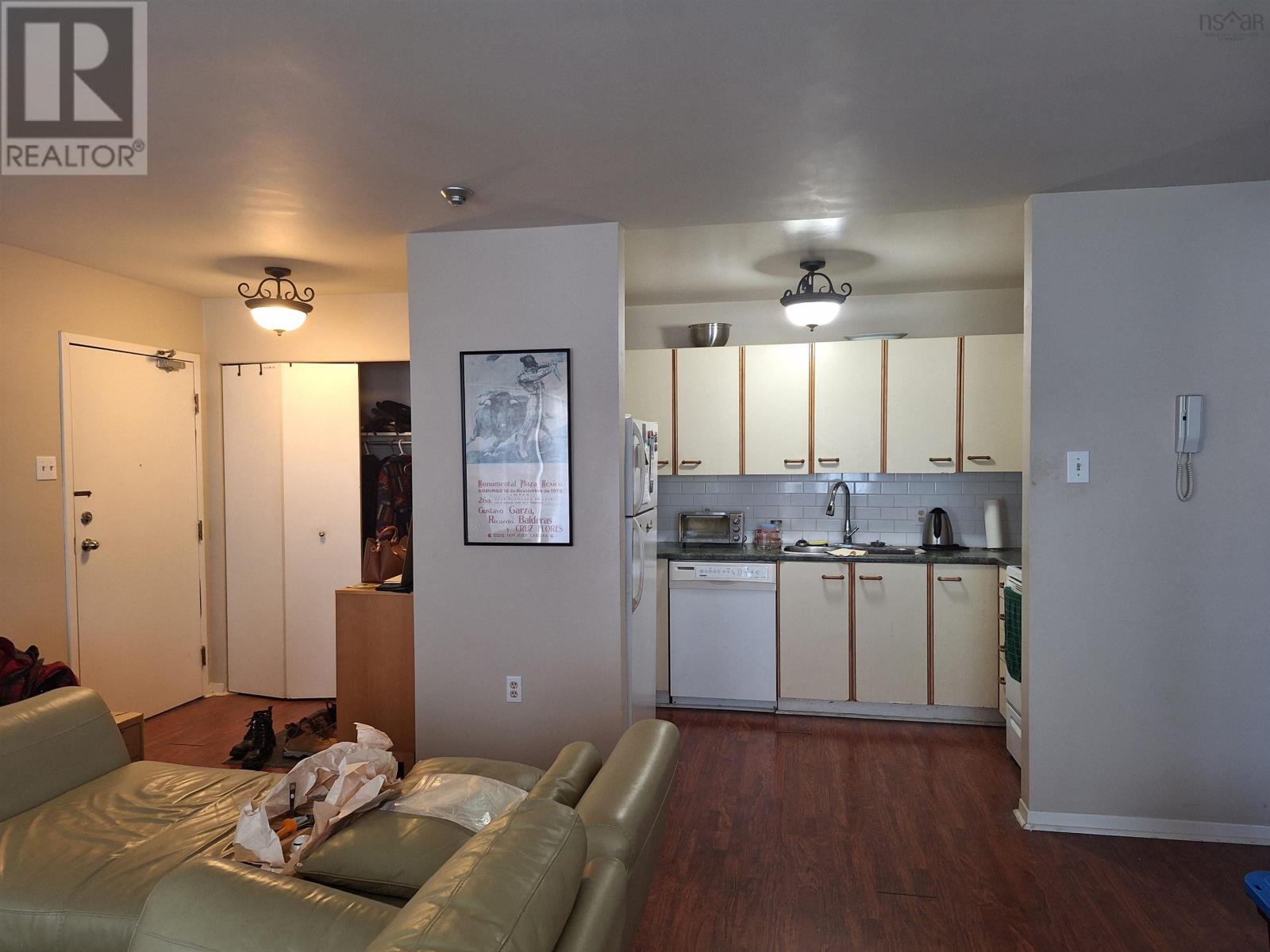 #301 178 Rutledge Street - 5