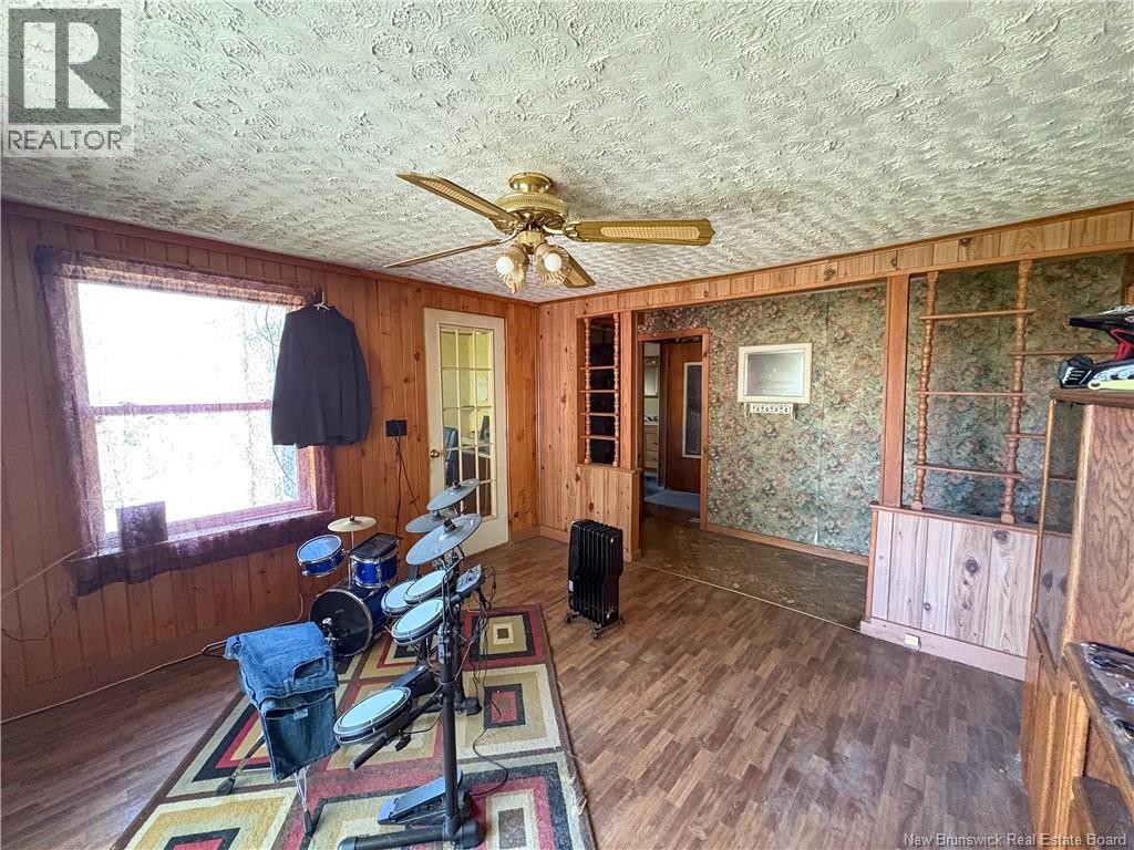284 Main Street - 19