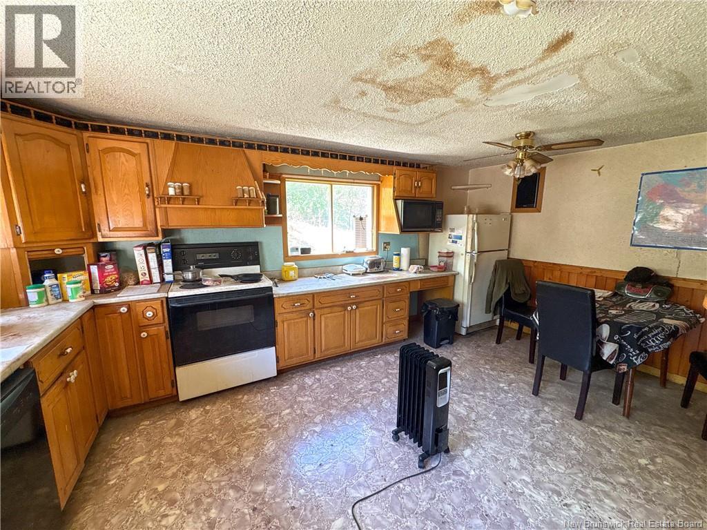 284 Main Street - 10