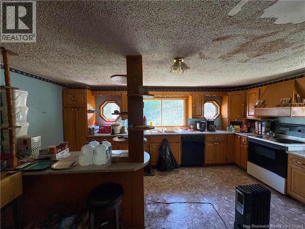 284 Main Street - 13