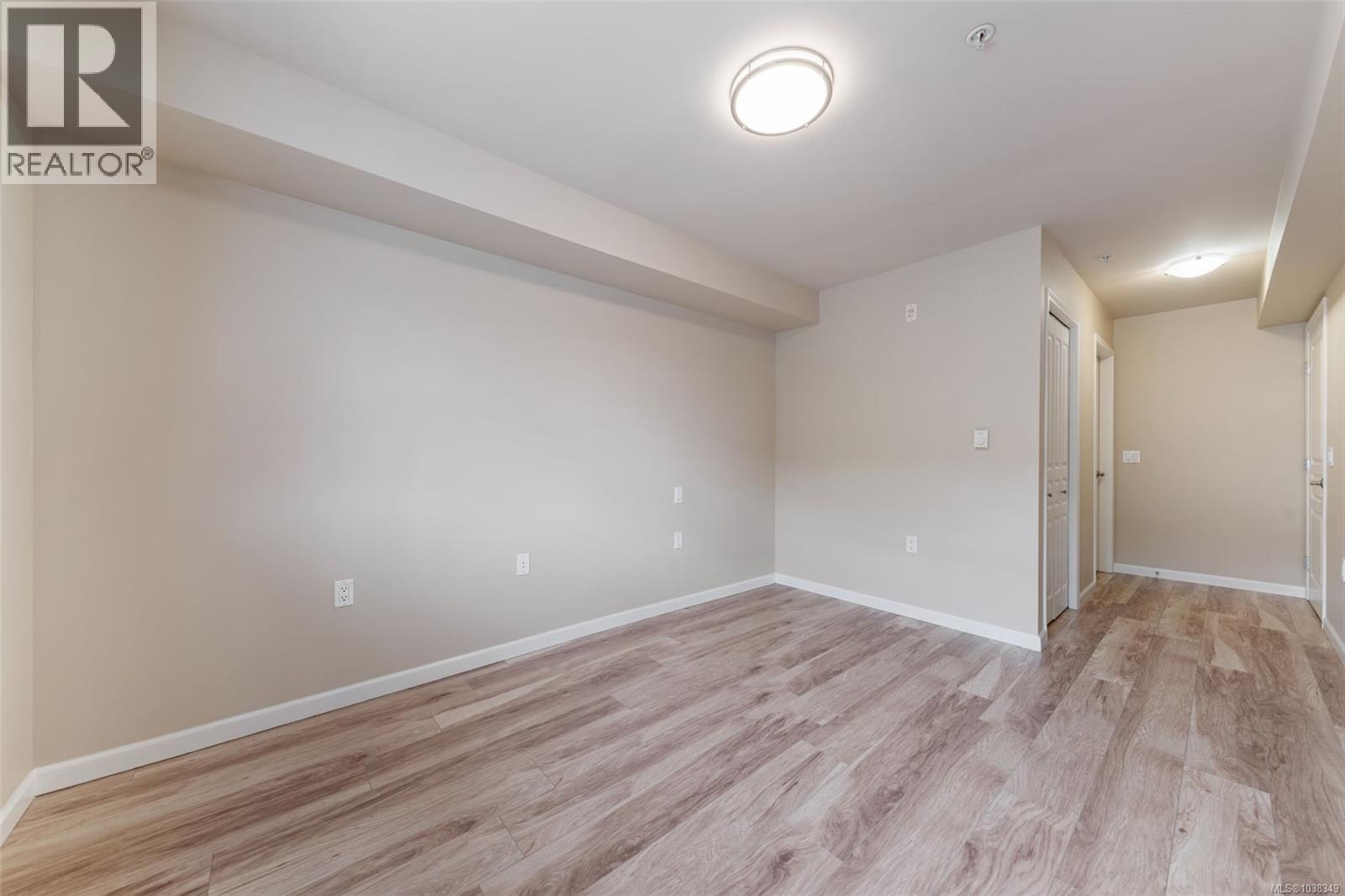 #306 663 Goldstream Ave - 14