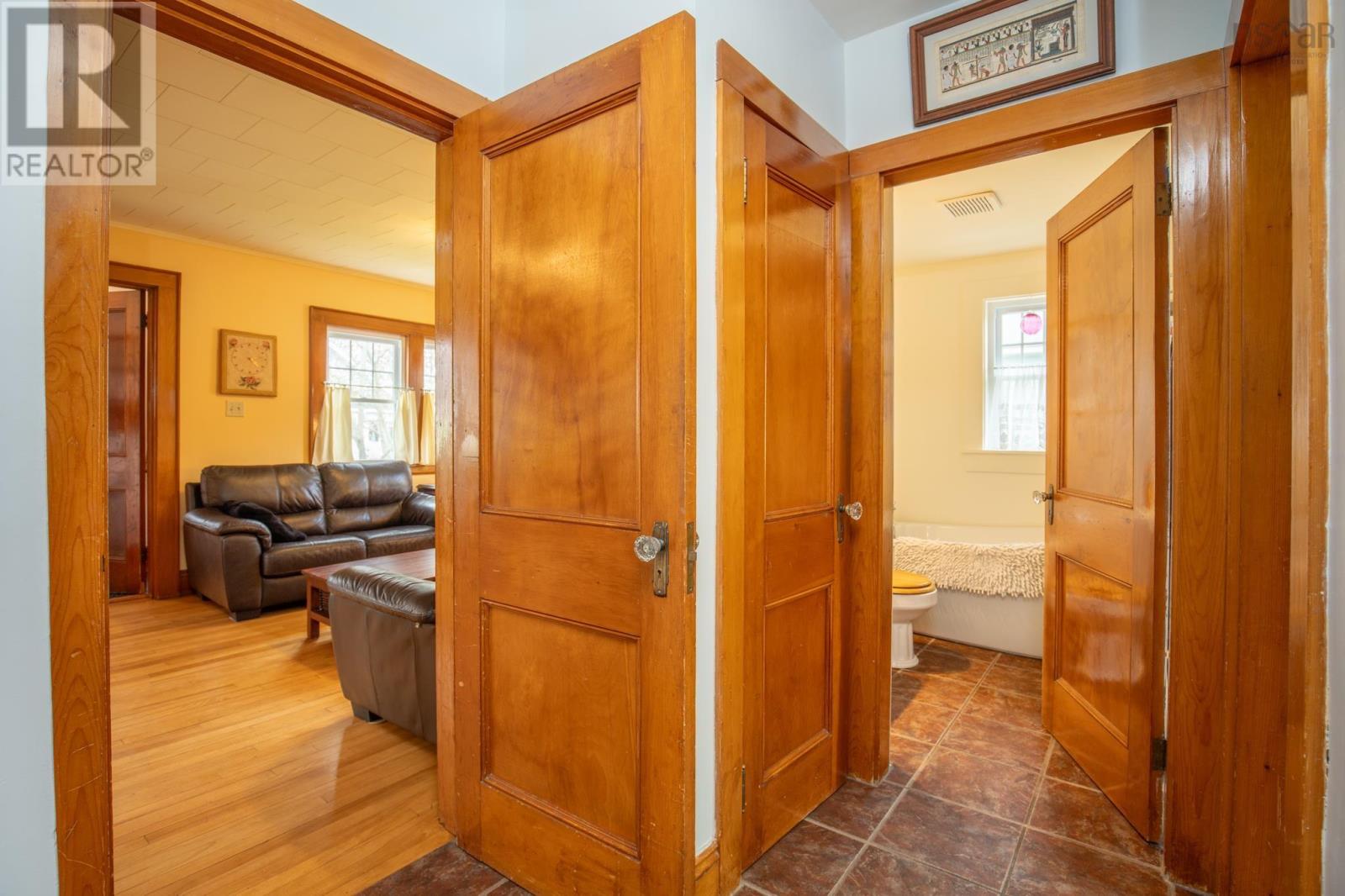 #53 Porter Street - 8