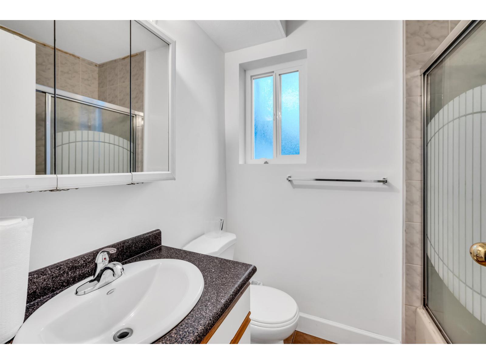 6 Bed, 4 Bath House for Sale in Surrey – 6268 129 STREET, Surrey – MLS# R3127534 - Image 22