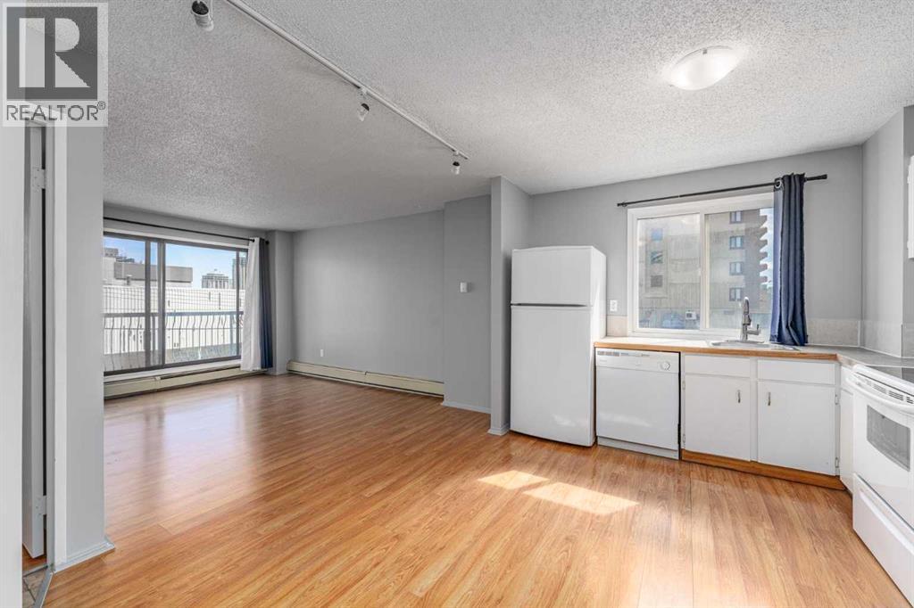 #304 1320 12 Avenue SW - 4