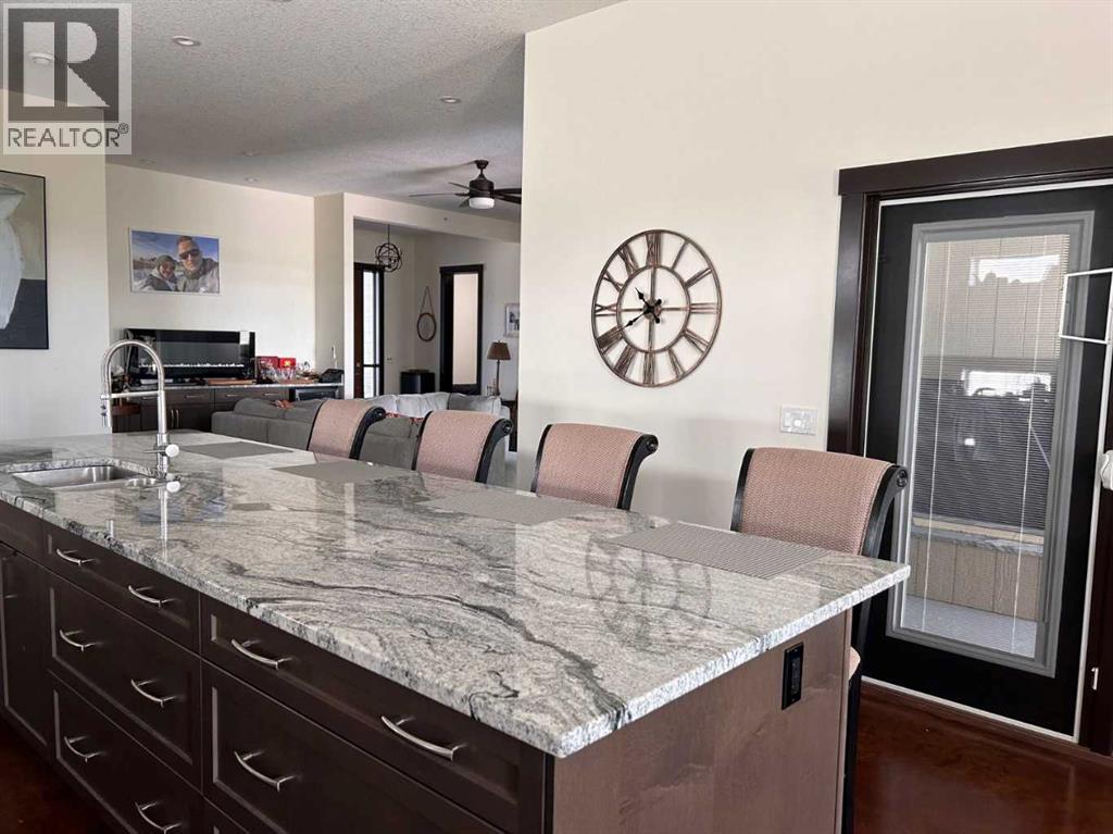596 Muirfield Crescent - 28