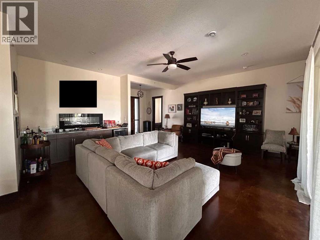 596 Muirfield Crescent - 39