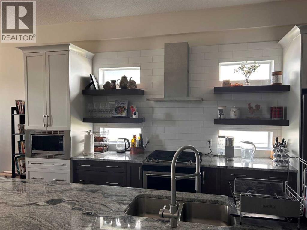 596 Muirfield Crescent - 35