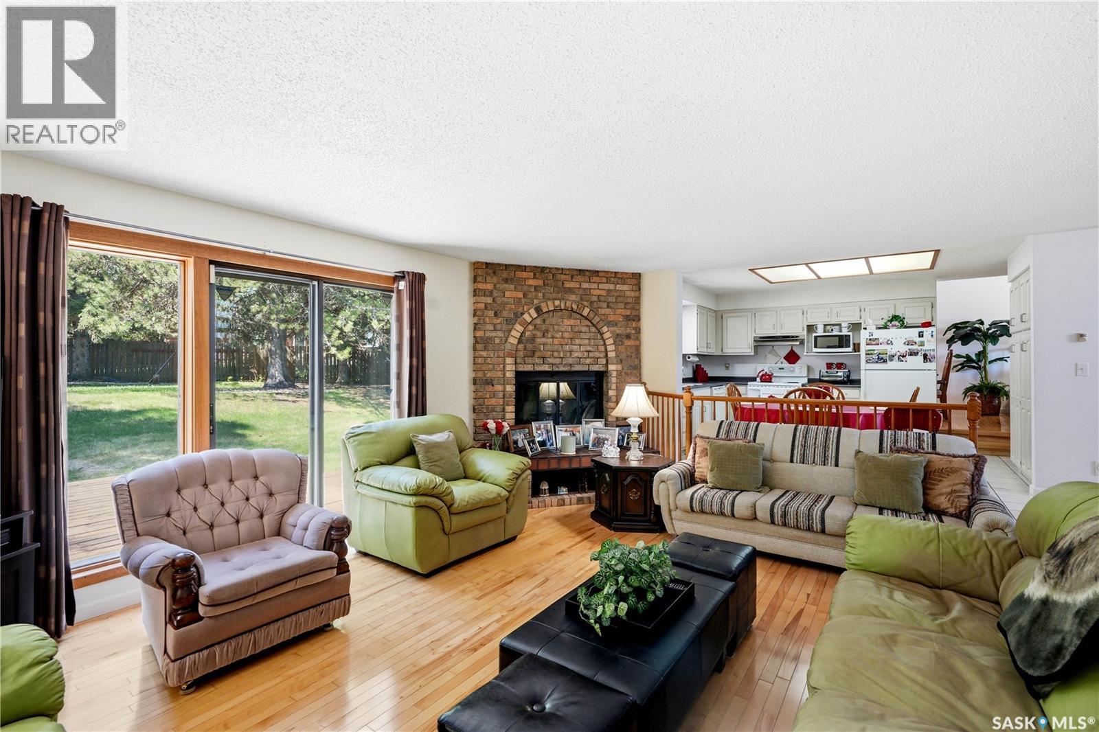 719 Wakaw TERRACE - 11