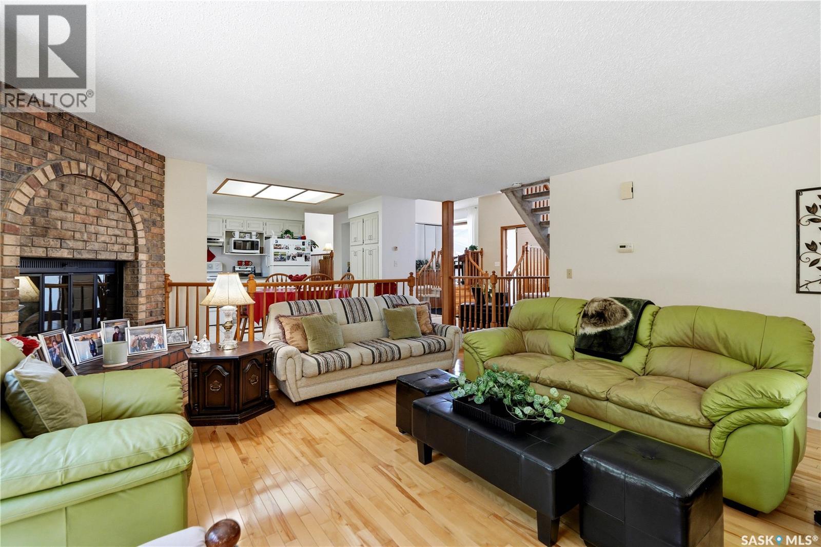 719 Wakaw TERRACE - 12