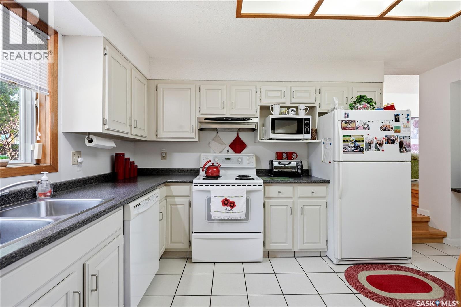 719 Wakaw TERRACE - 14