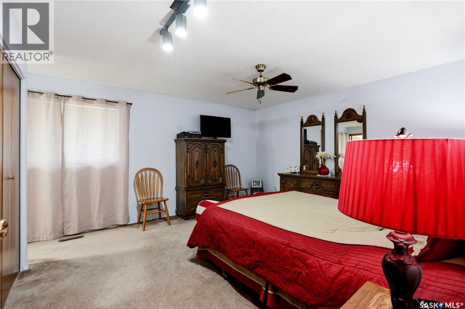 719 Wakaw TERRACE - 18