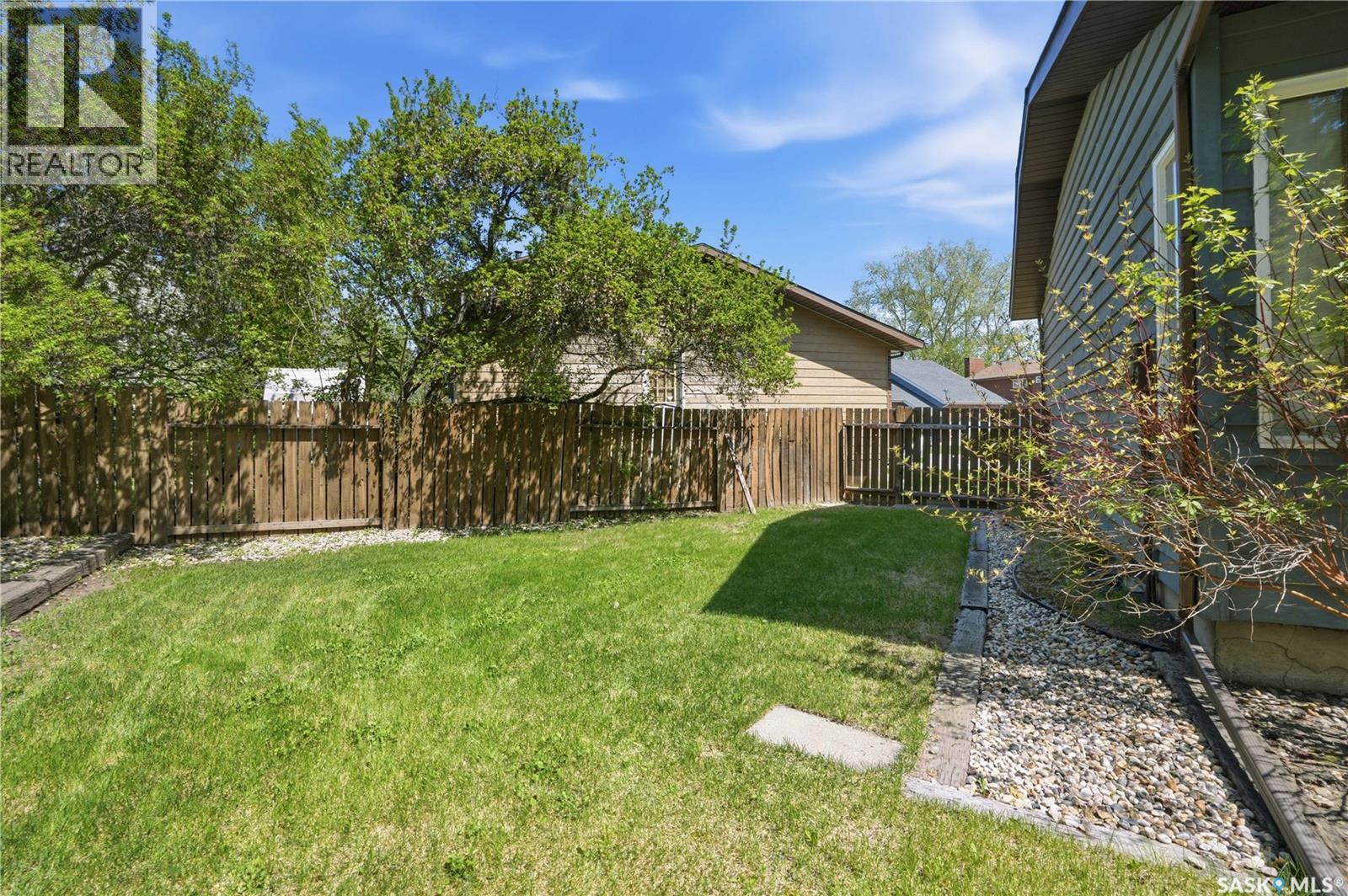 719 Wakaw TERRACE - 42