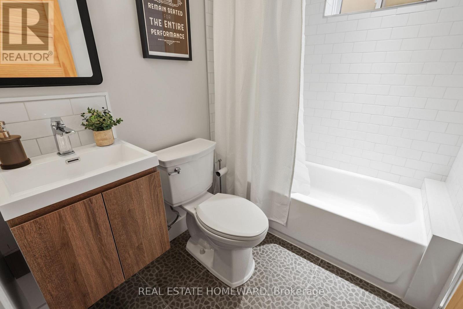 56 OSBORNE AVENUE - 29