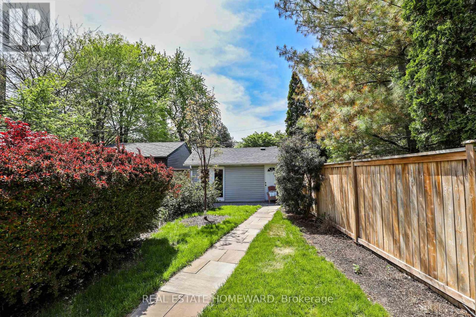 56 OSBORNE AVENUE - 40